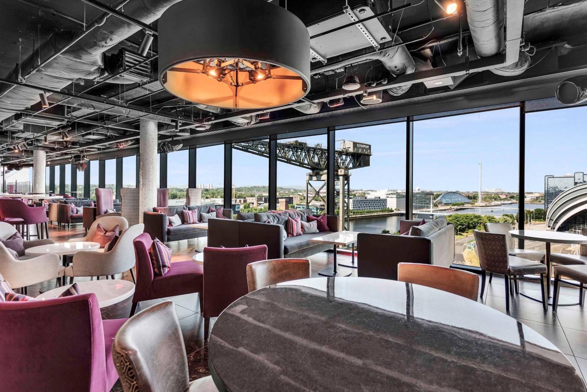 Radisson Red Hotel, 4* Glasgow