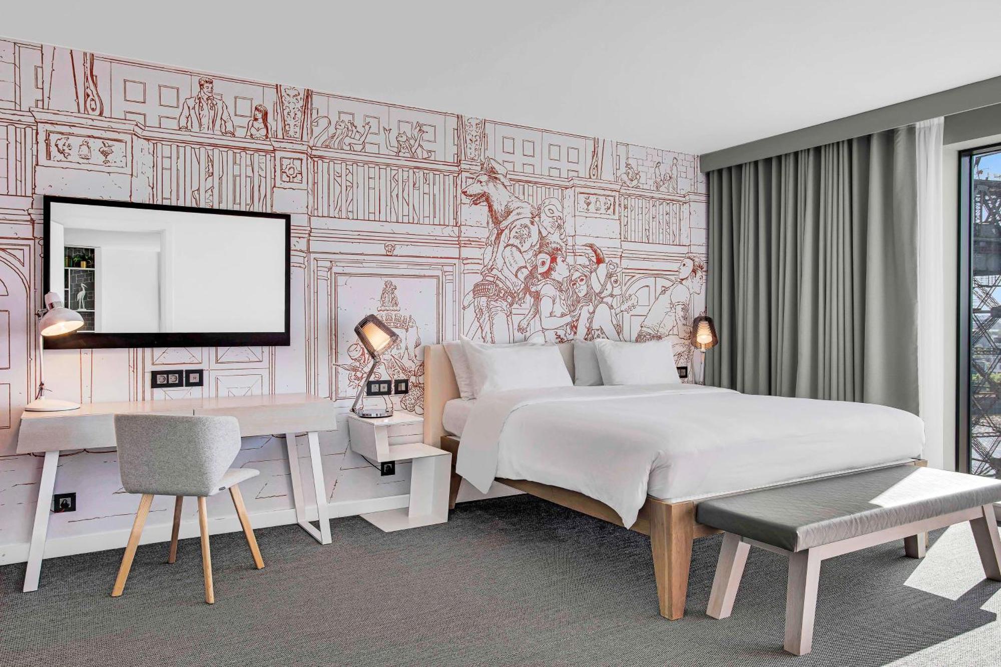 Radisson Red Hotel, 4*