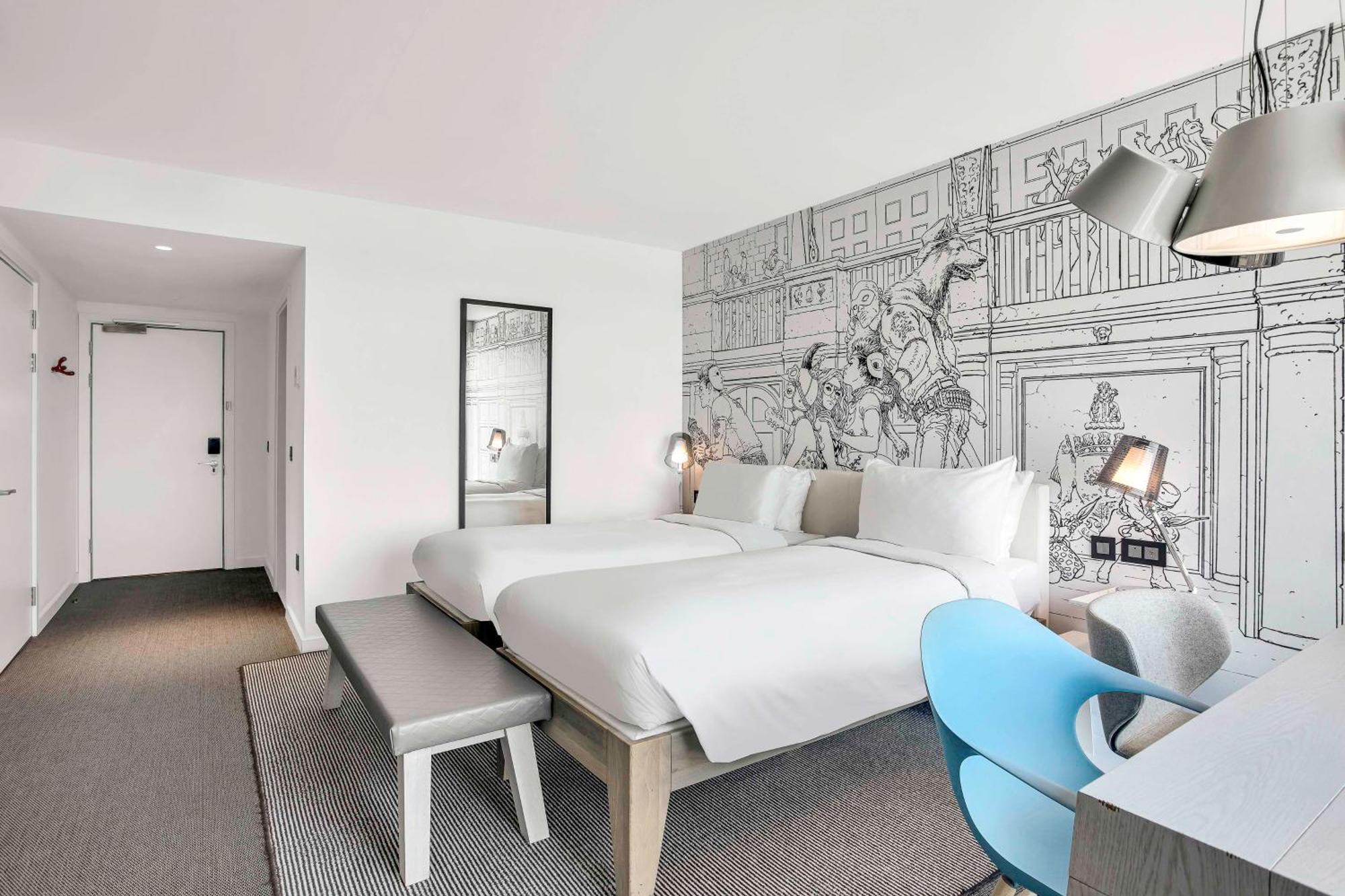 Radisson Red Hotel, 4* Glasgow