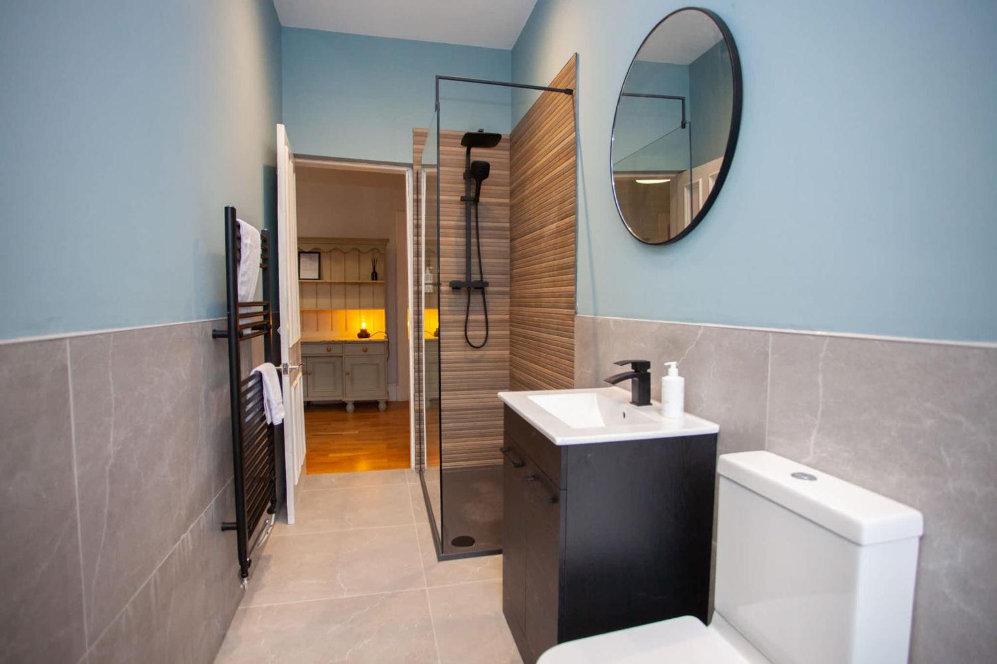 Newly Renovated Flat In Trendy Finnieston Apartment