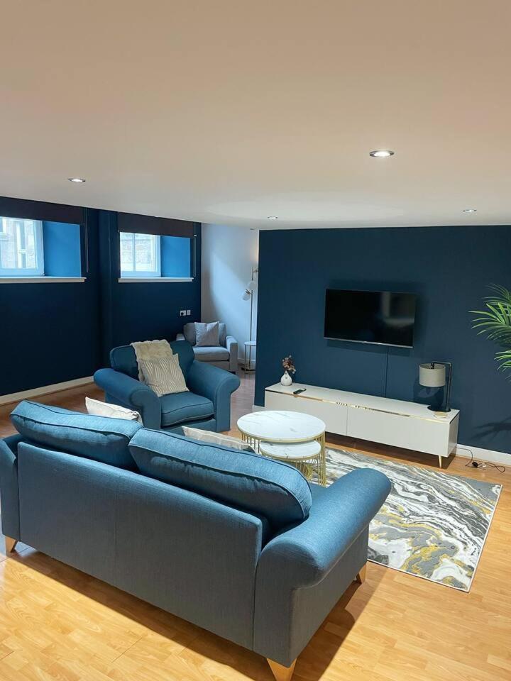 Apartment Sec Hydro Duplex In Finnieston
