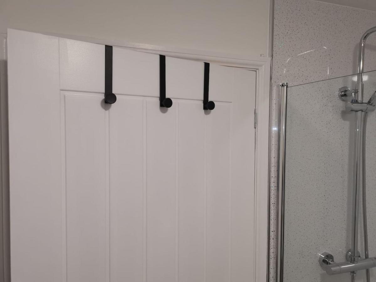 Holiday home Glasgow, Comfy 2 Bed With Parking