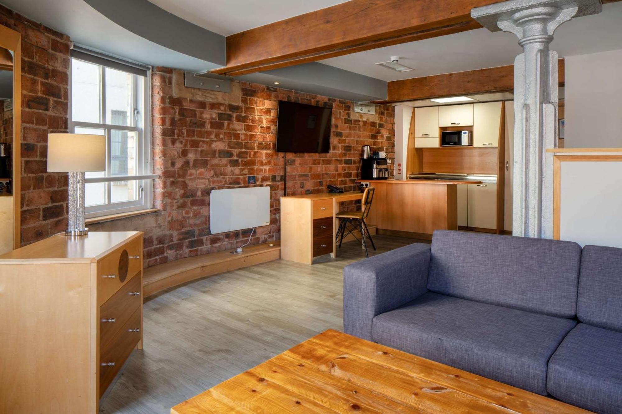 Argyle Hotel, Bw Signature Collection Hotel 4*