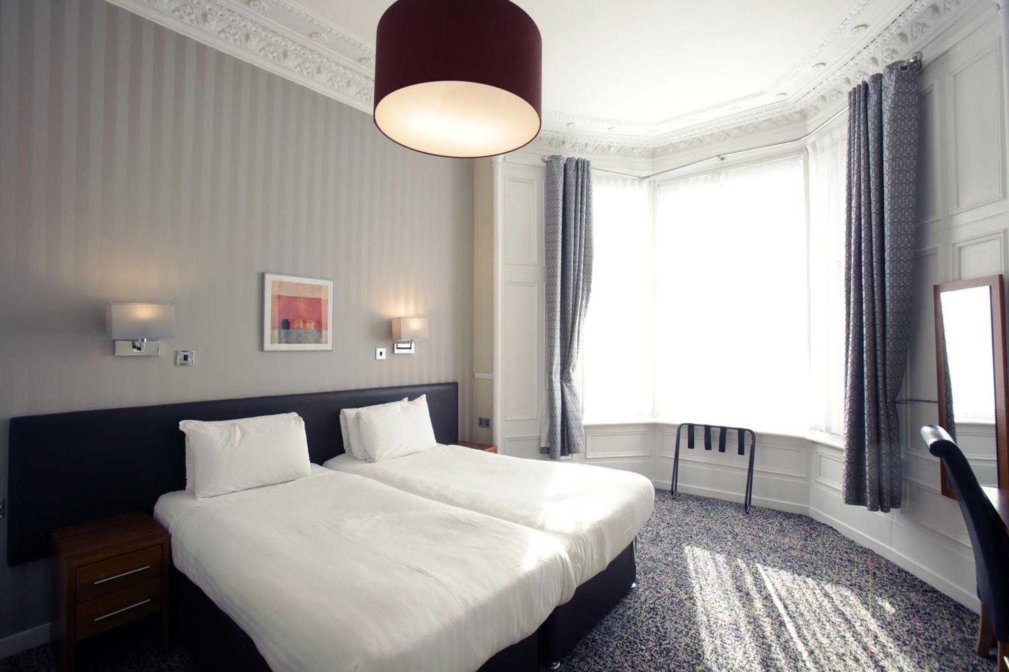 Kelvingrove - Sauchiehall St 3*