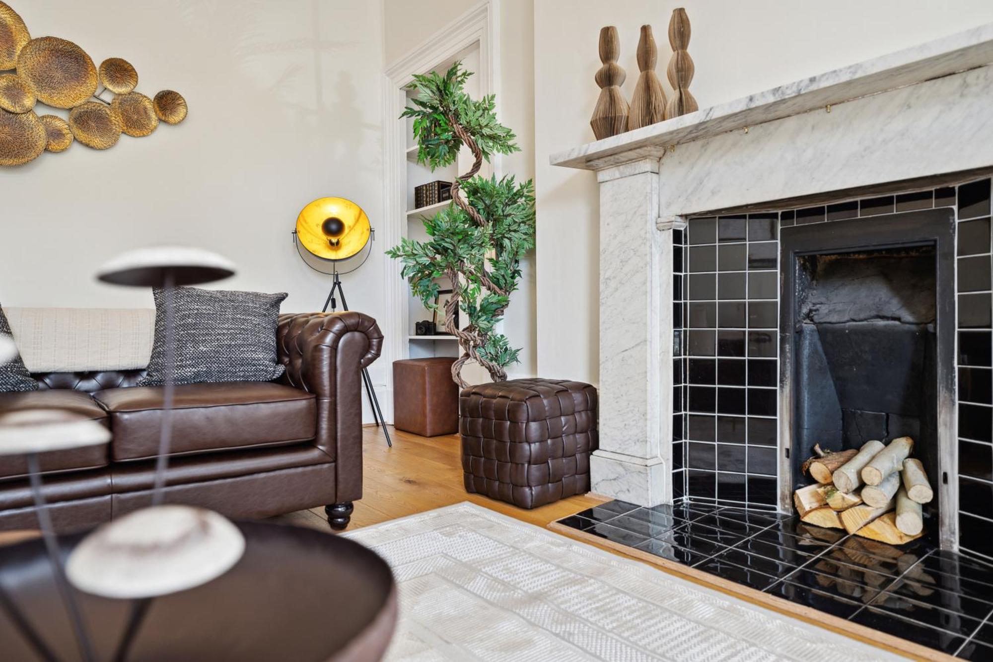 Timeless 5 Bed Duplex Flat Apartment *