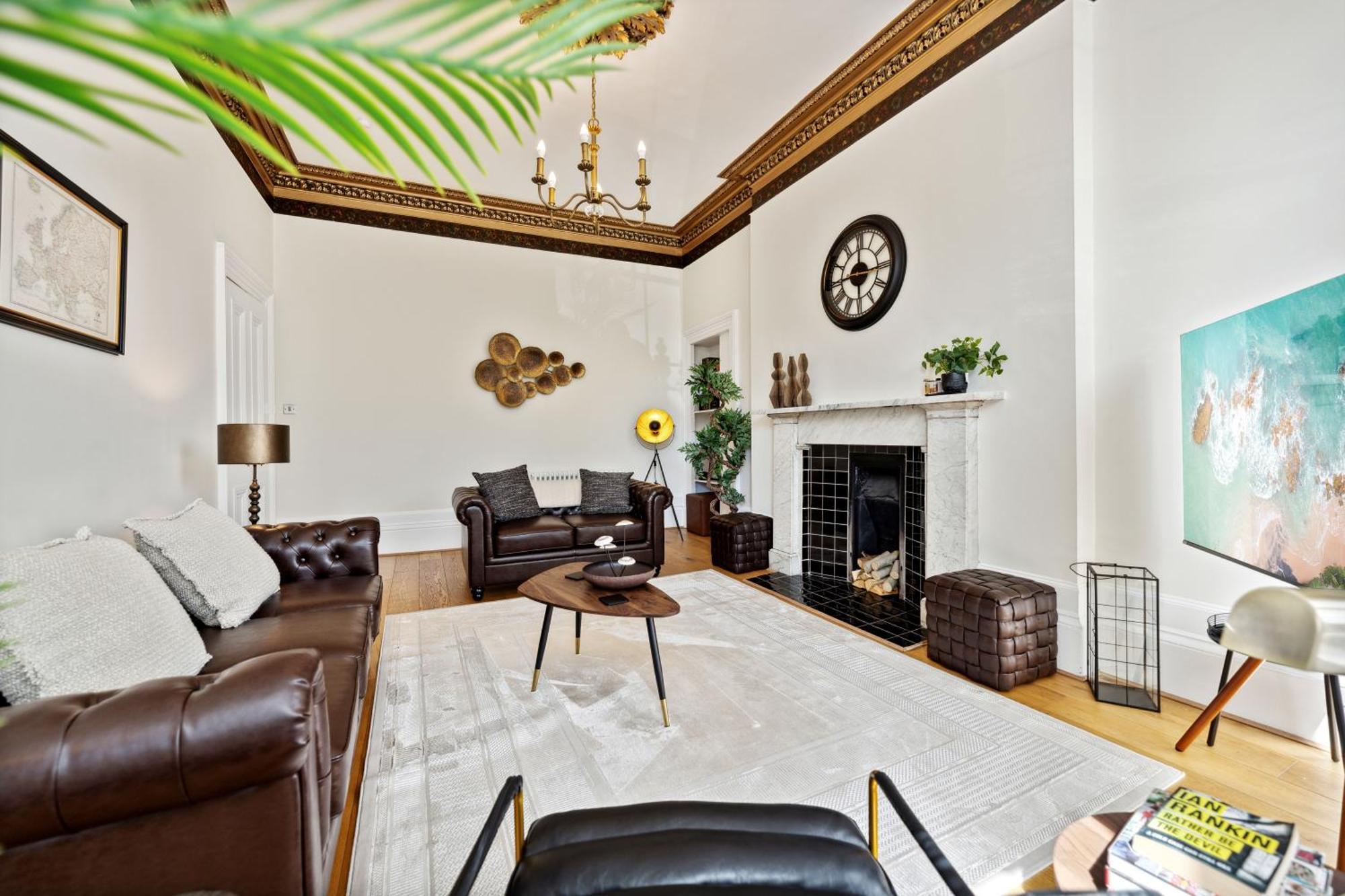 Timeless 5 Bed Duplex Flat * Glasgow