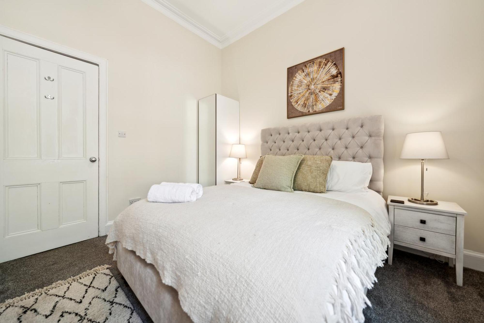 Apartment Timeless 5 Bed Duplex Flat Glasgow