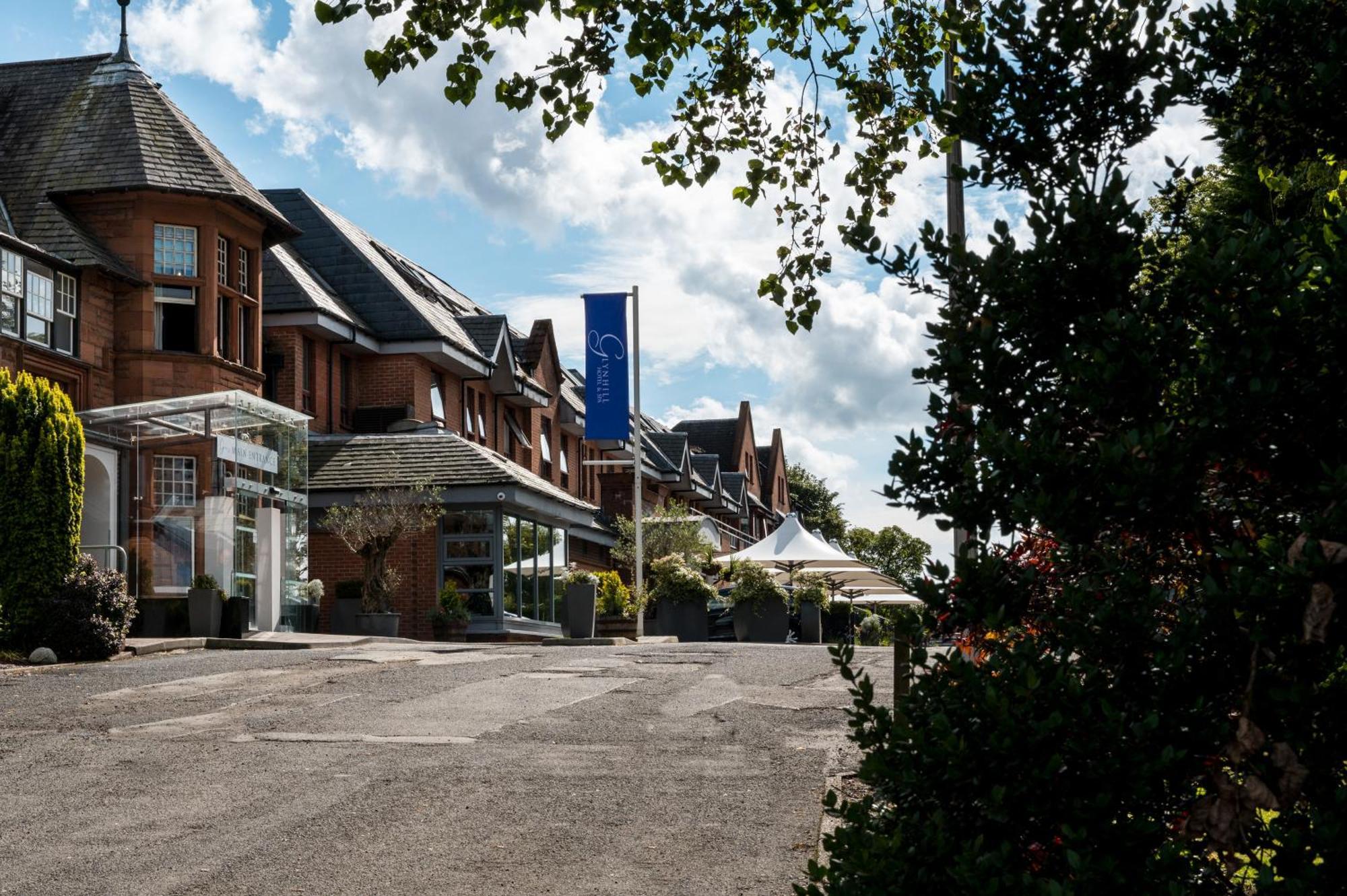 Glynhill & Near Airport Hotel