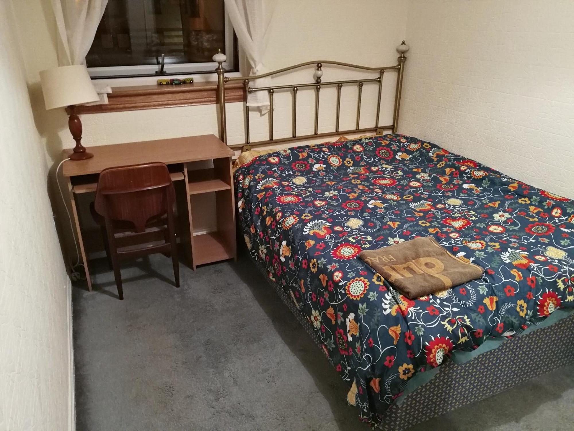 Private West End Guest house *