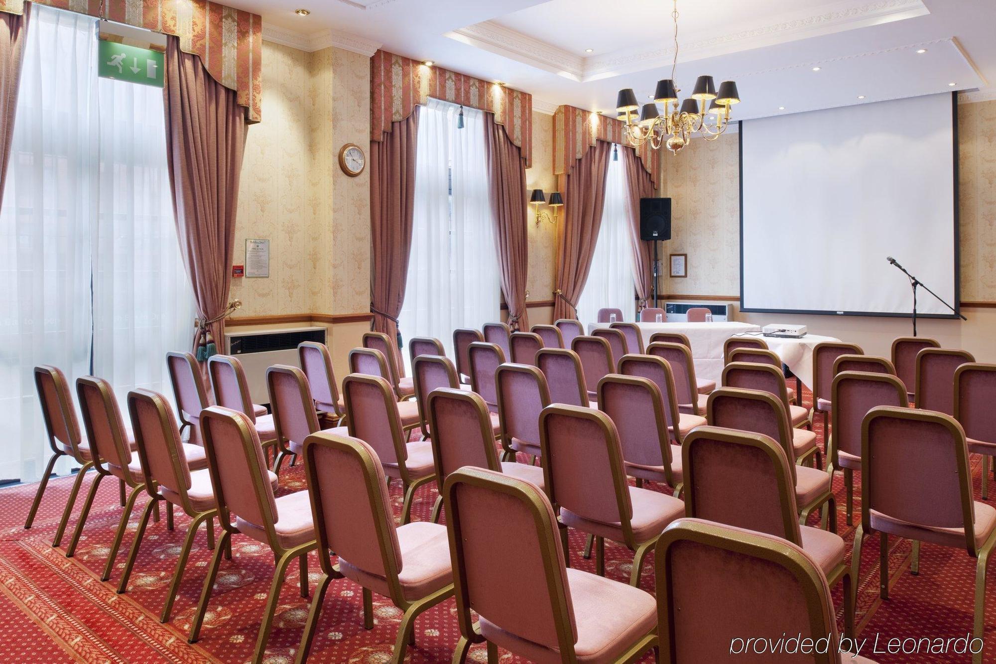 - - Ctr Theatreland By Ihg Hotel 4*