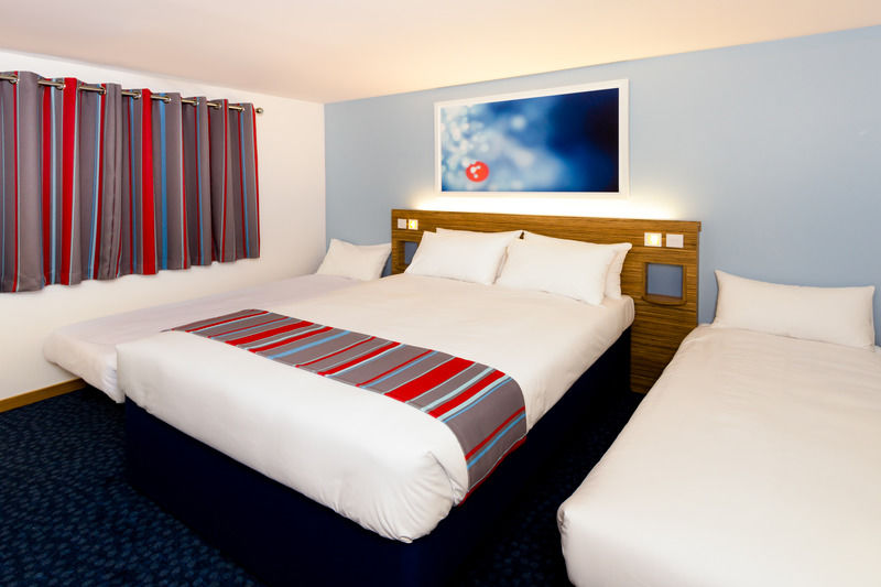 Travelodge 2*