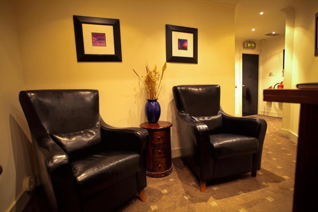 Rab Ha's Glasgow