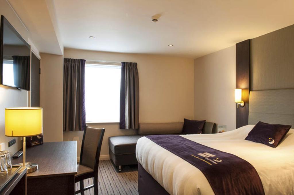 Hotel Premier Braehead 3*