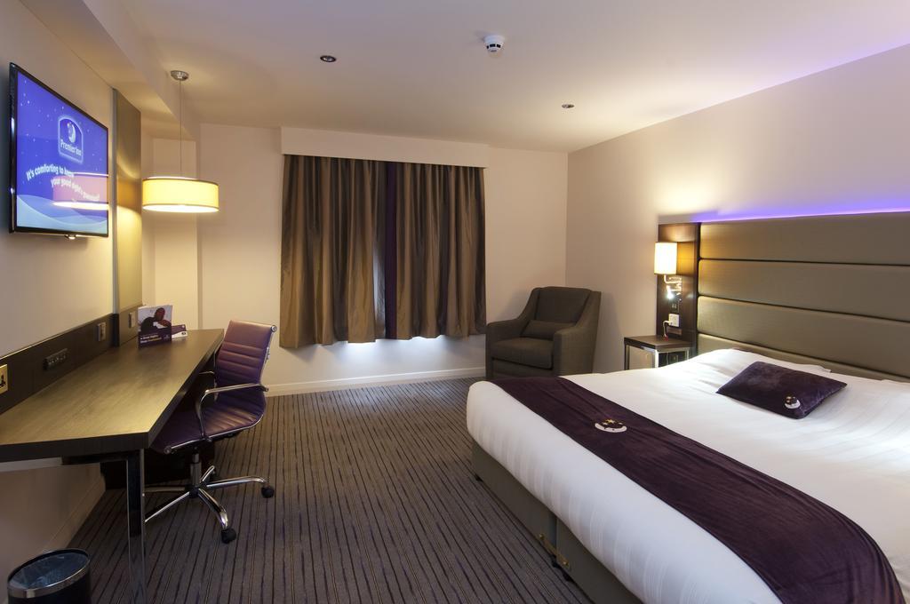 Hotel Premier Braehead 3*