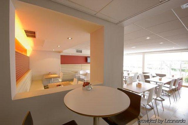 Hotel Travelodge Braehead Glasgow