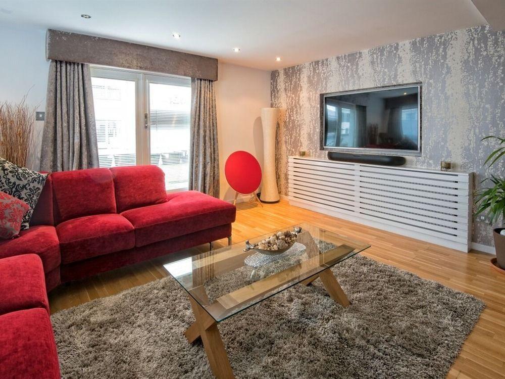 Time And Tide Apartment *
