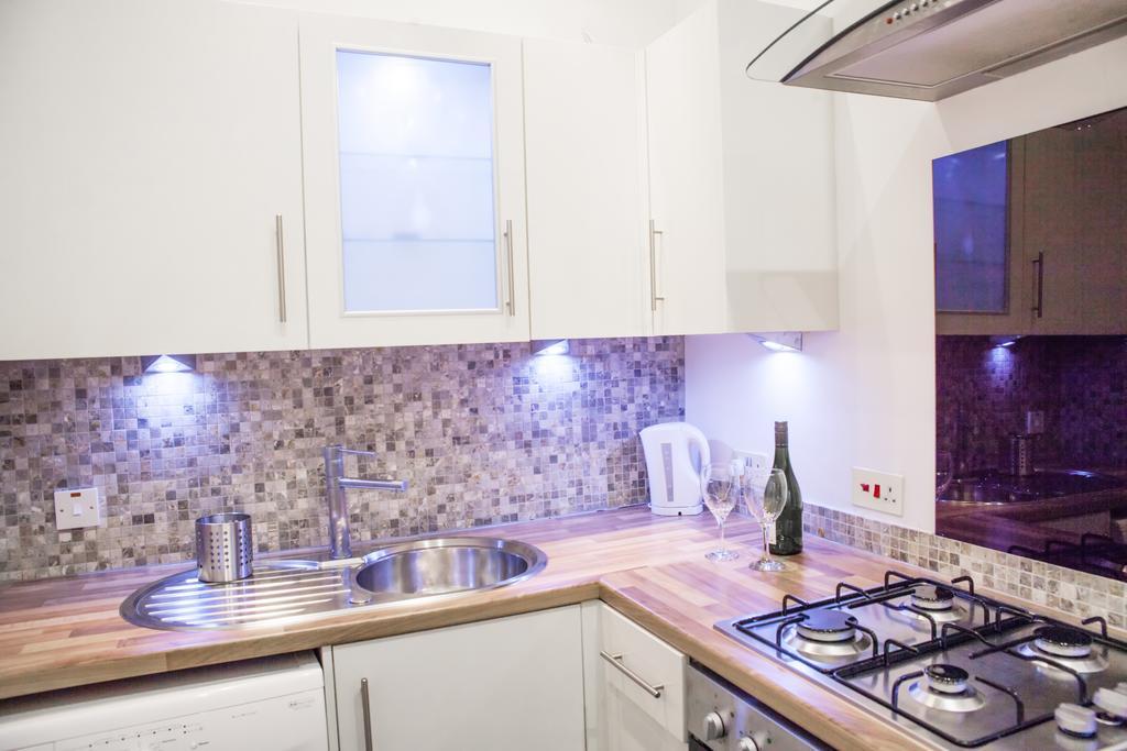 G11 West End Apartment Glasgow