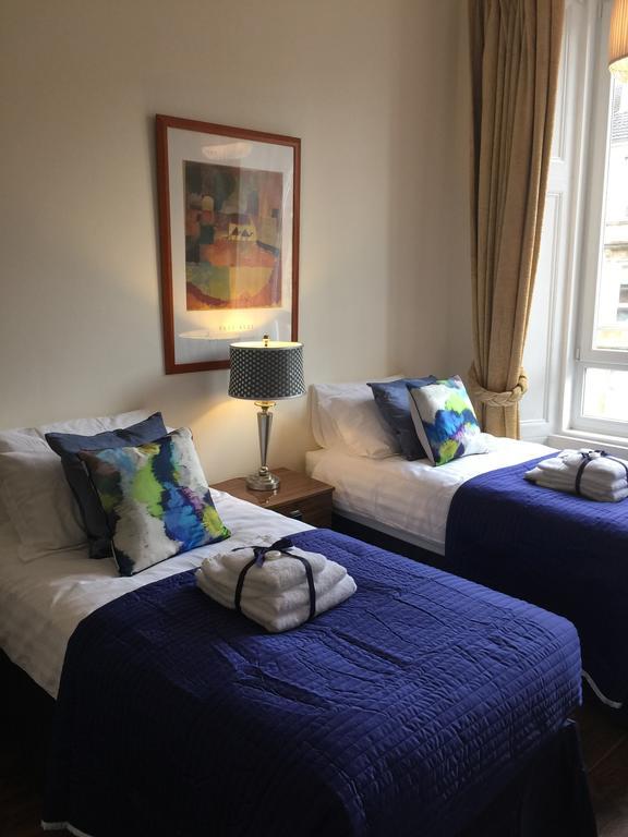Trefoil - 2 Bedrooms * Glasgow