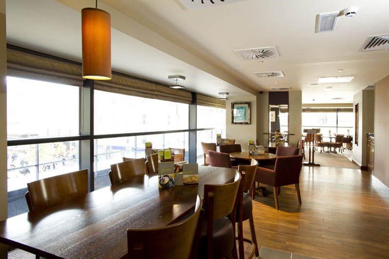 Premier Inn Glasgow City - Buchanan Galleries Hotel 3*