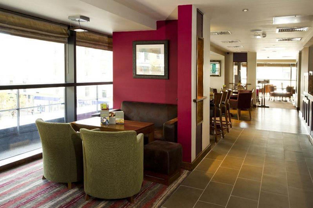 Premier Inn Glasgow City - Buchanan Galleries 3*