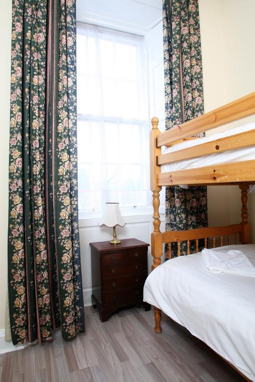Apartment 52 Charlotte Street , Green ,city Center *