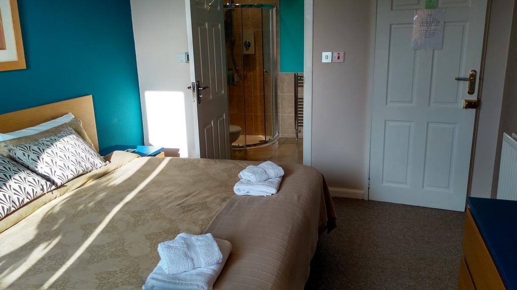 Azalea House Bed & Breakfast 4*