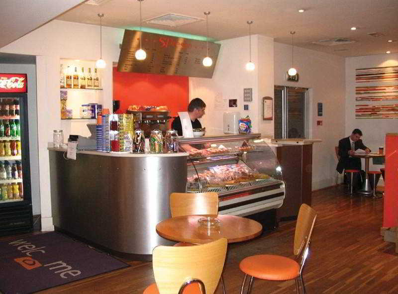 Premier Centre - Argyle Street