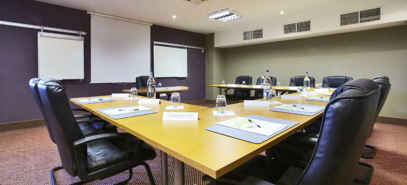 Premier Braehead Hotel