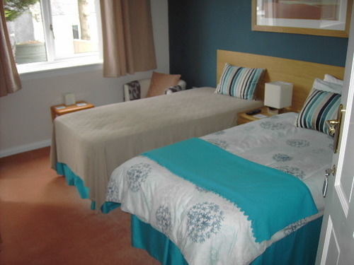 Azalea House Bed & Breakfast 4*