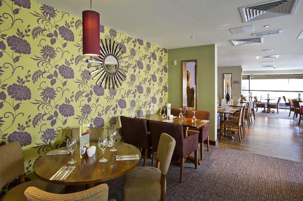 Premier Inn Glasgow City - Buchanan Galleries Hotel