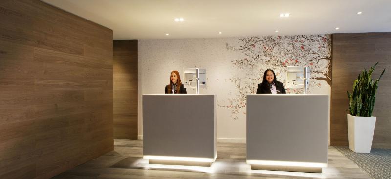 Hotel Apex Of 4*