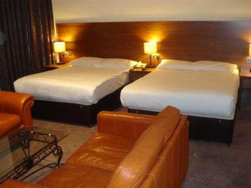 Alexander Thomson 3*