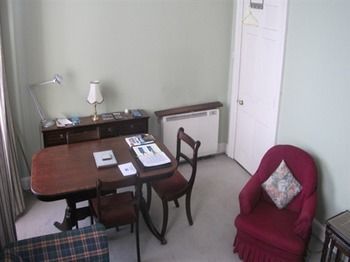Number 52 Charlotte Street Apartment Glasgow