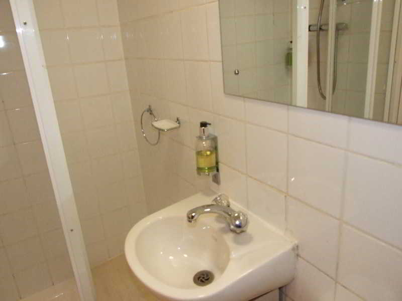 House 3* Glasgow