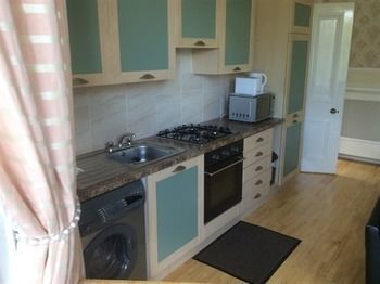 Busby Apartment