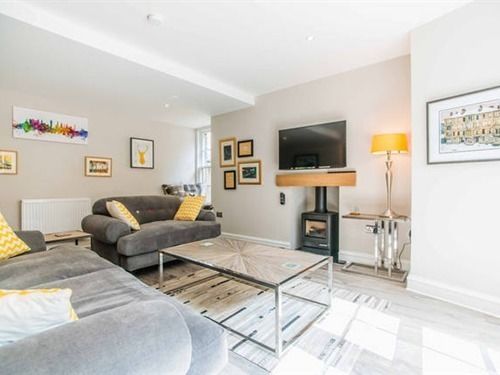 21a Luxury * Glasgow
