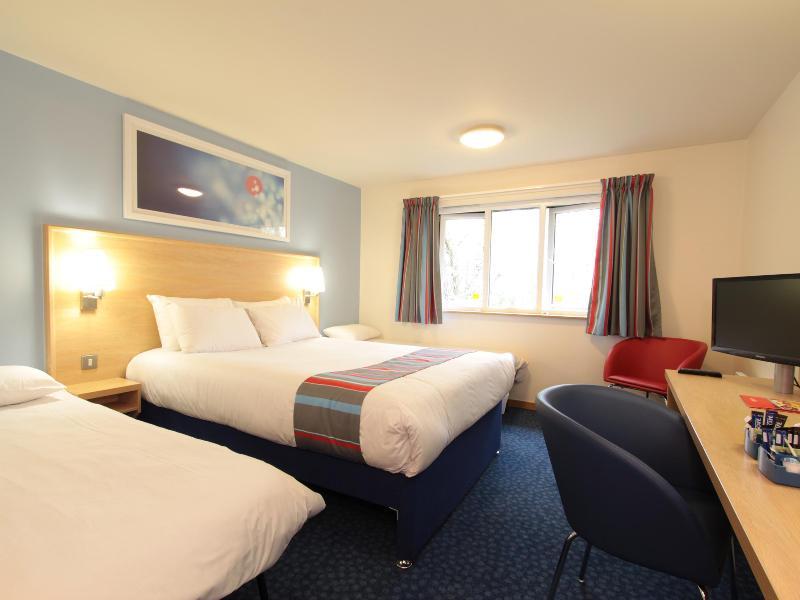 Travelodge Airport 3* Glasgow