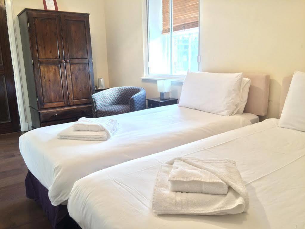 Hotel Celentano's Restaurant With