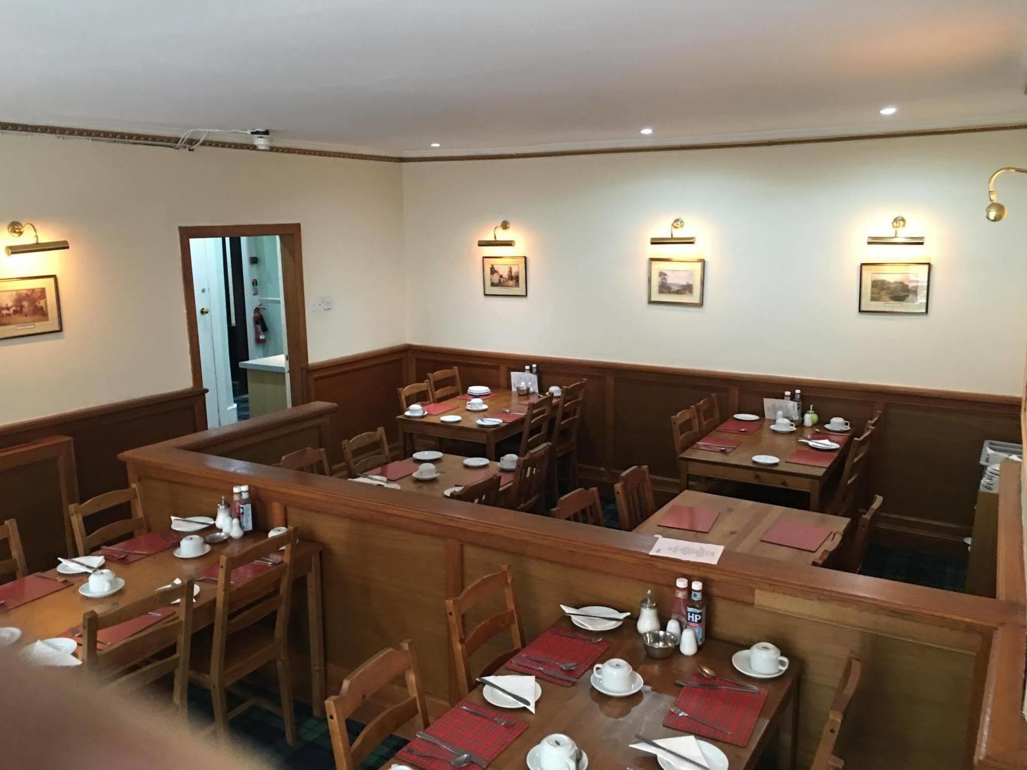Smiths Guest house 2*