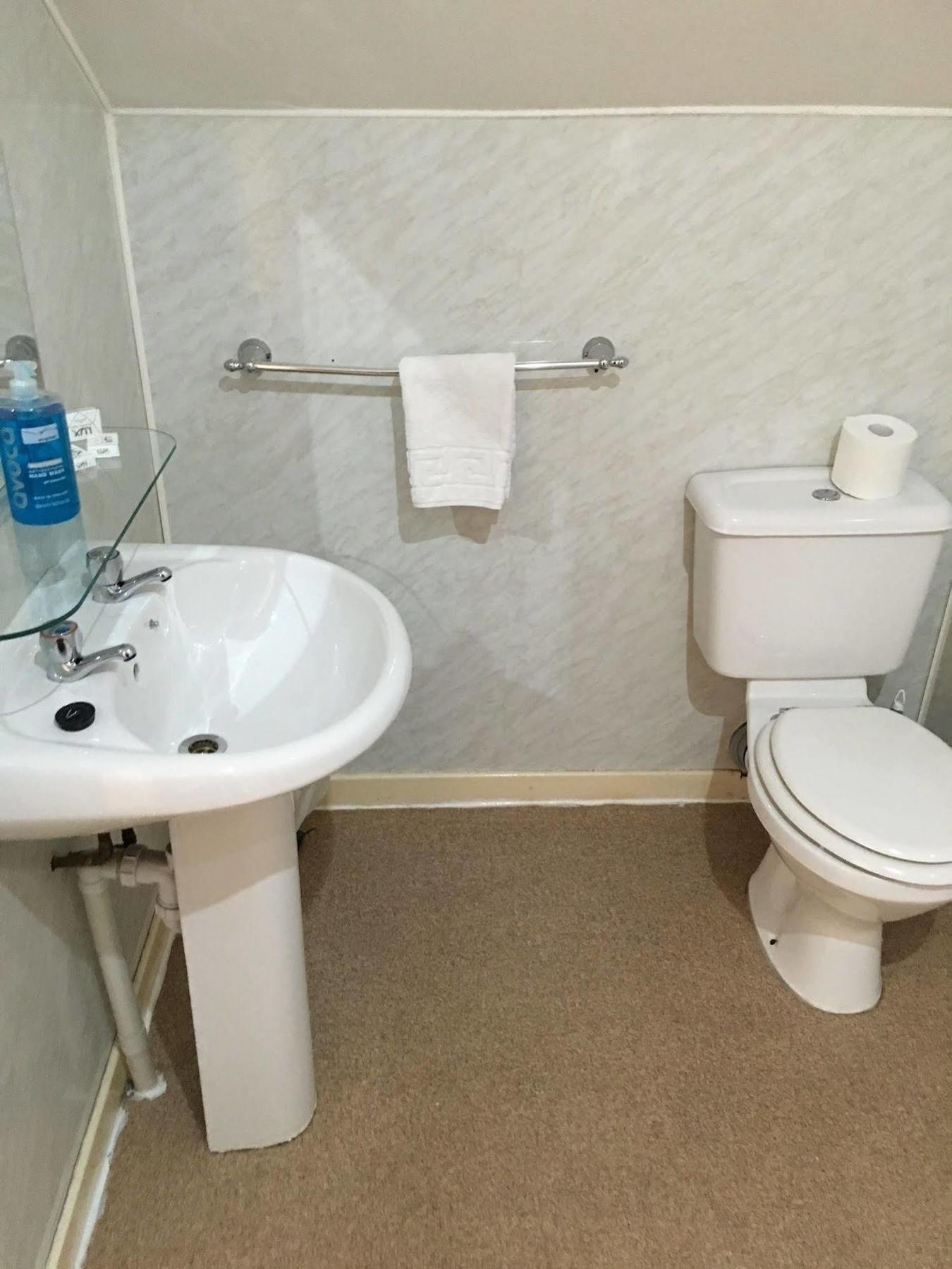 Smiths Guest house 2*