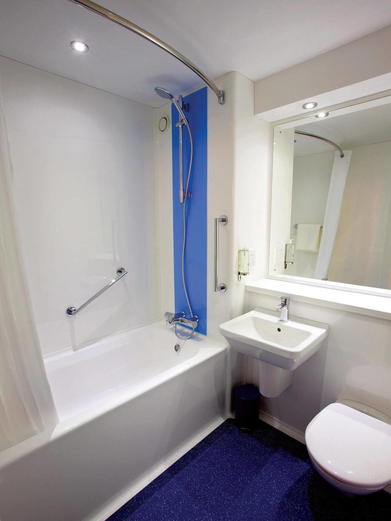 Travelodge 2* Glasgow