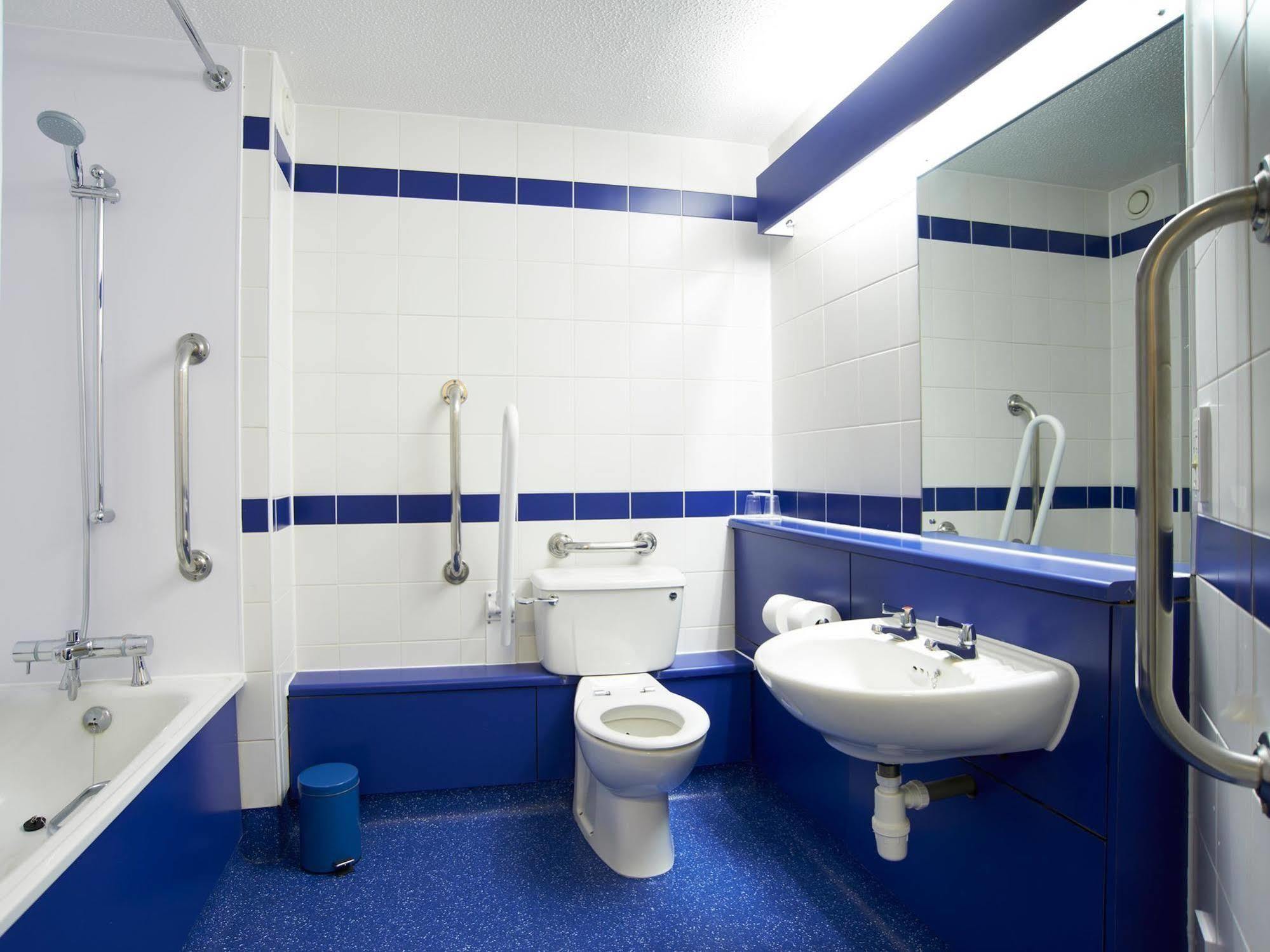 Hotel Travelodge 2*