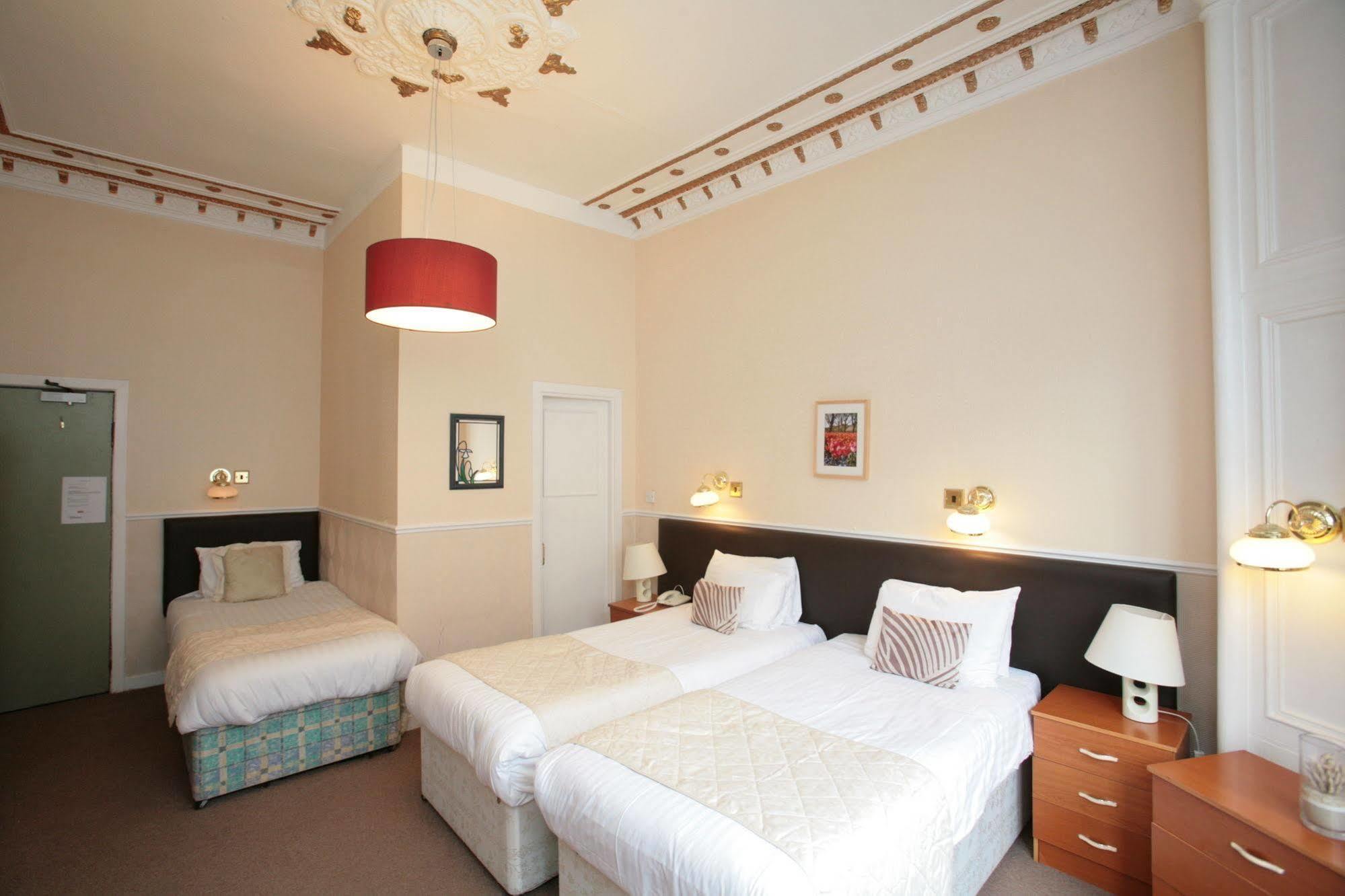 Kelvingrove - Sauchiehall St Hotel 3*