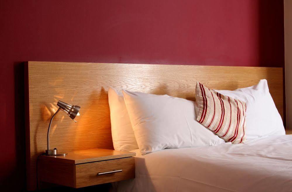 Newton Hotel