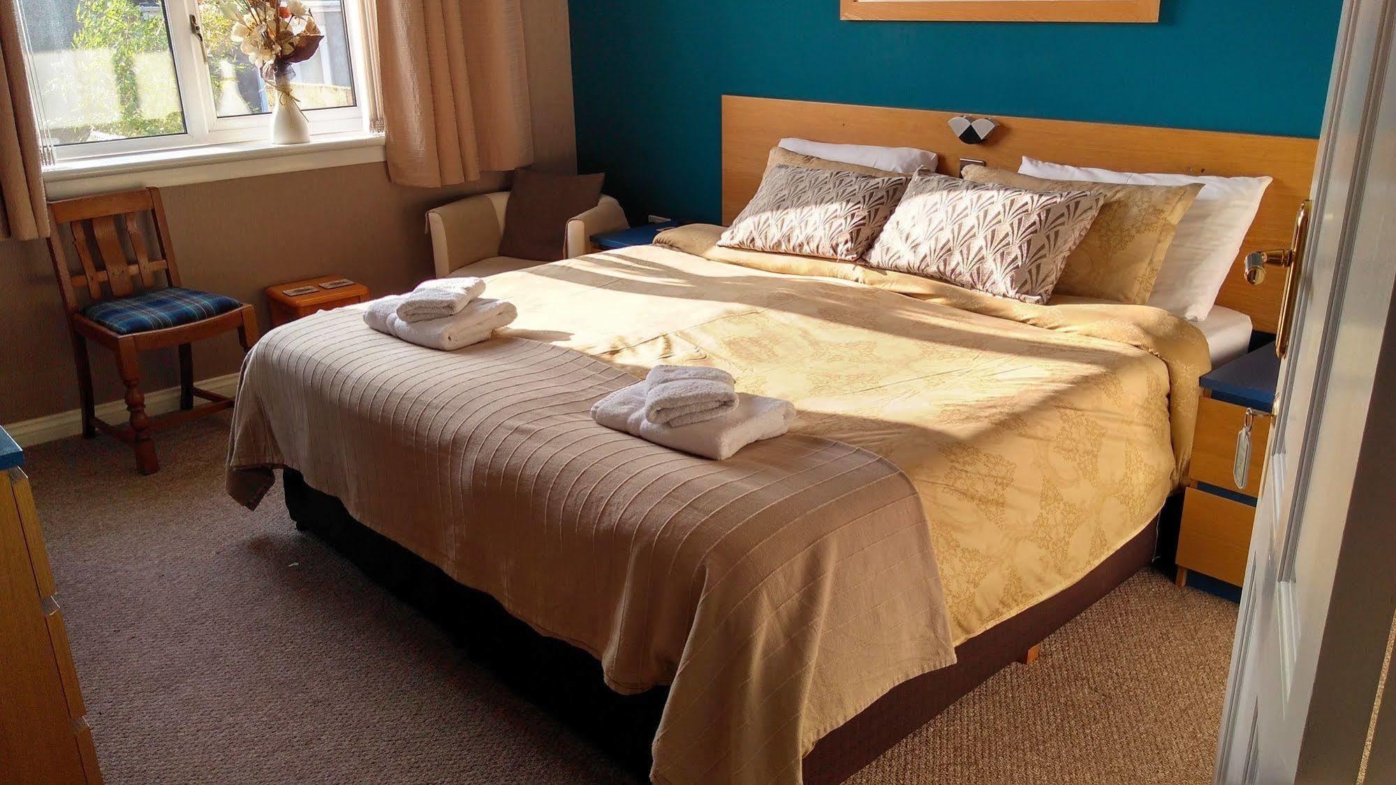 Azalea House Bed & Breakfast 4*