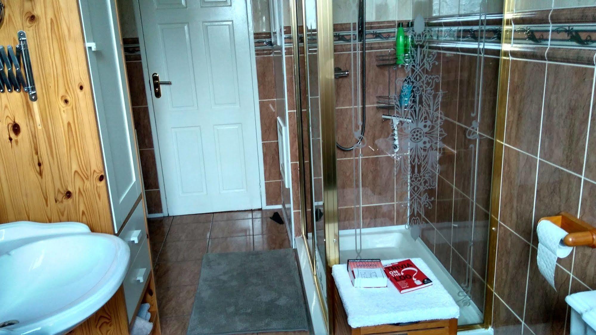 Bed & Breakfast Azalea House 4*