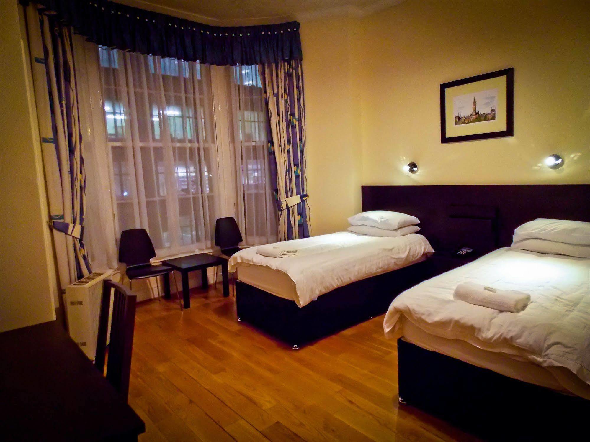 Guest house Victorian House Glasgow