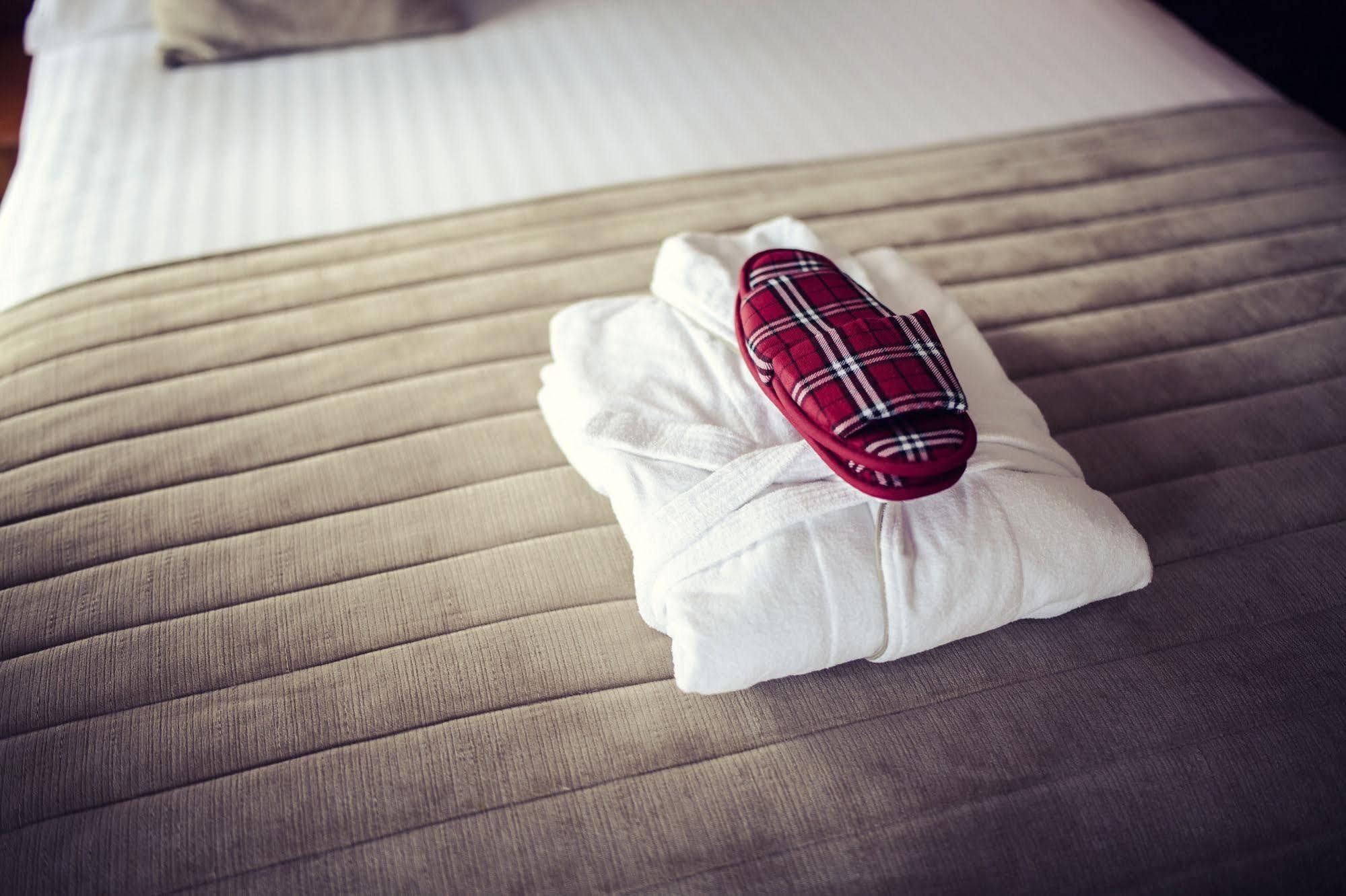 Carlton George Hotel 4*
