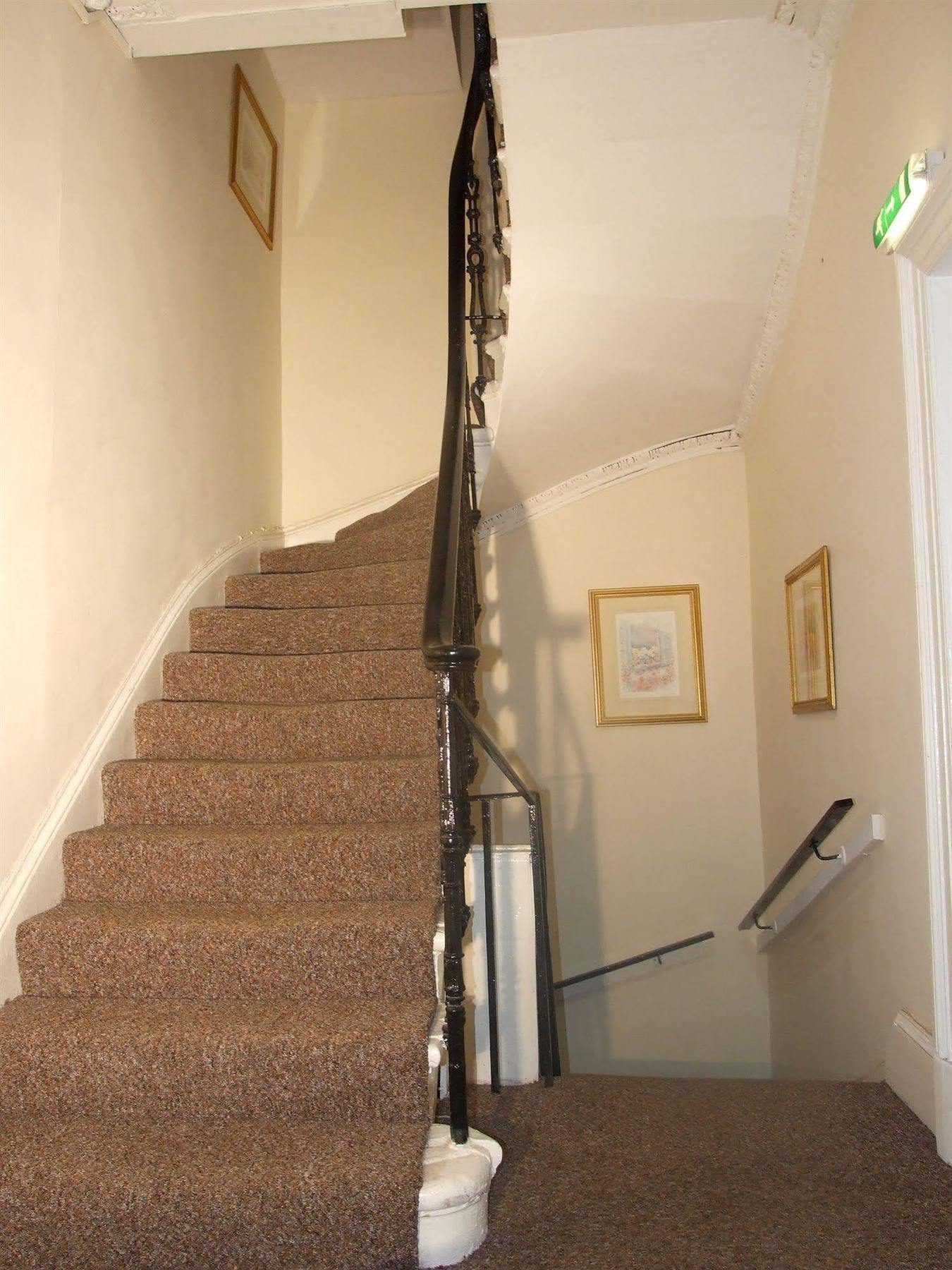 House 3* Glasgow