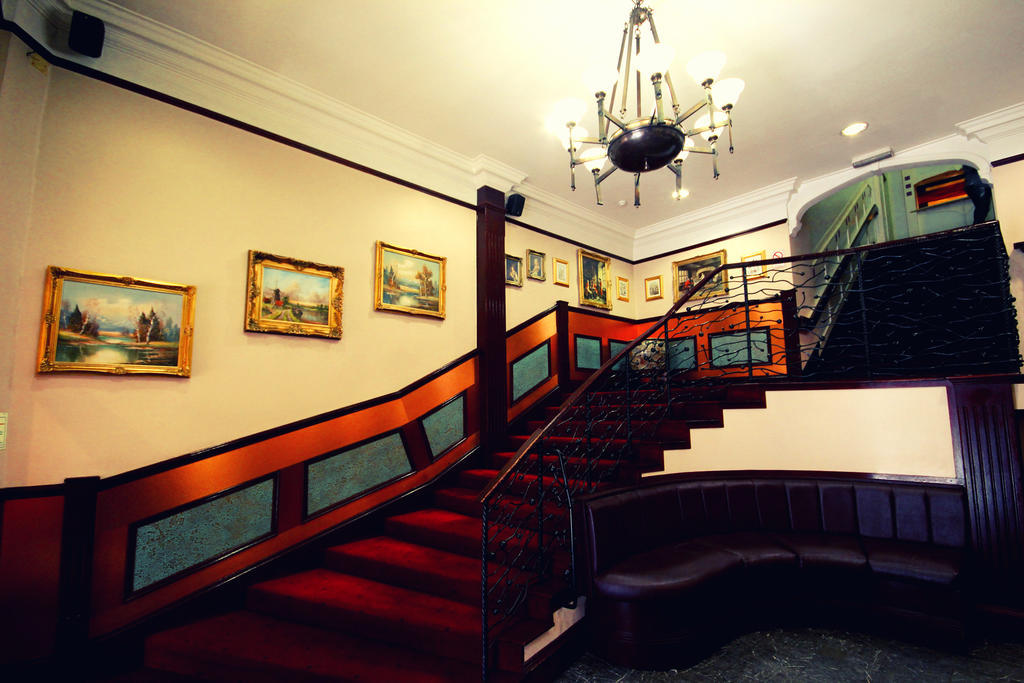Hotel Alexander Thomson 3*